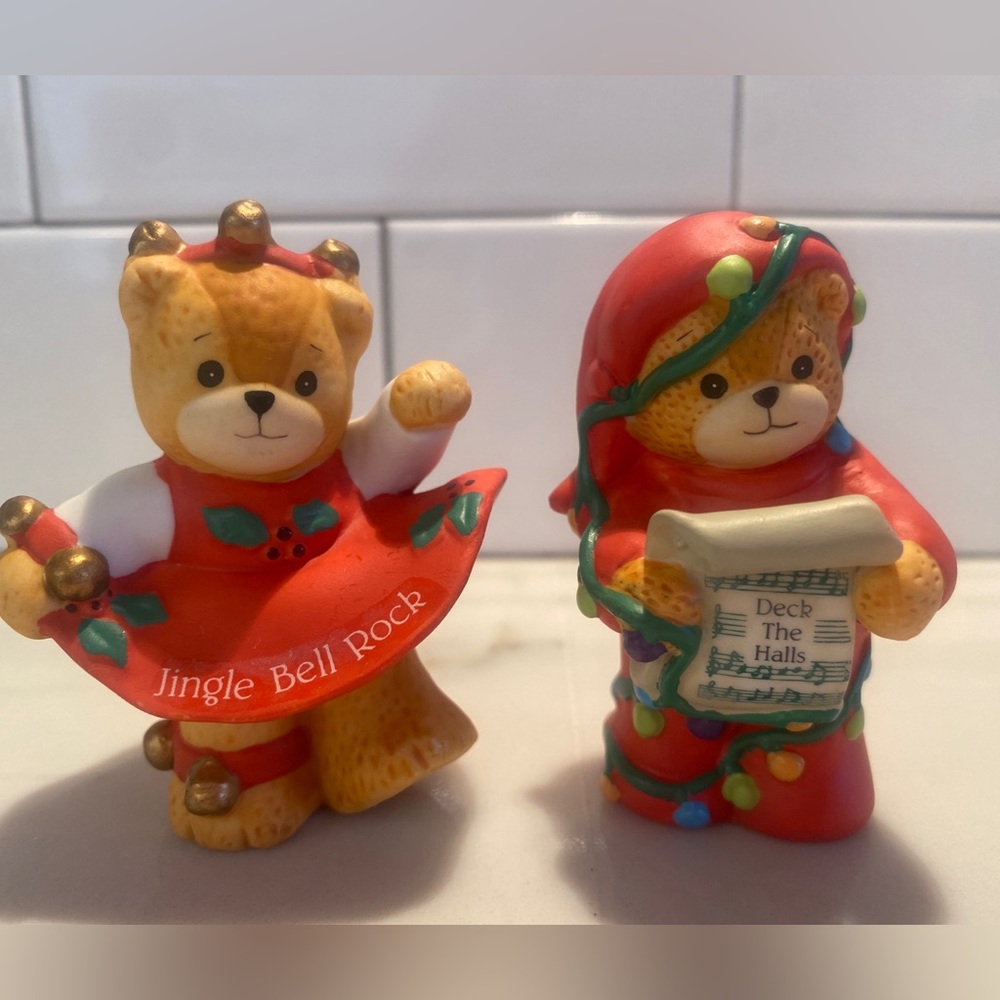 Lucy & Me- Christmas Bears.  Jingle Bell Rock & Deck the Halls Bear Figurines.